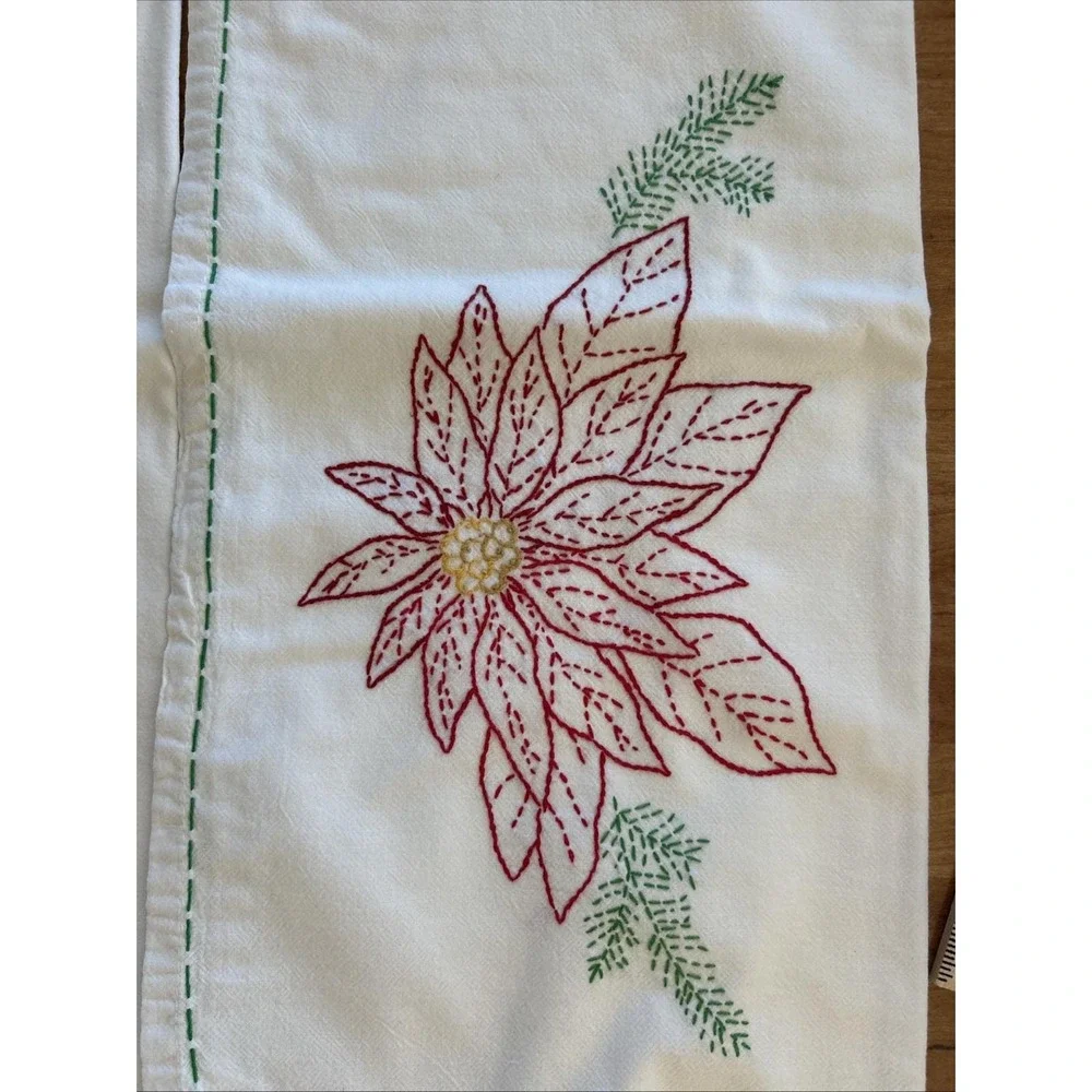 Vintage Holiday Handmade Embroidered Tea Towels‎ Poinsettia Holly Hand Stitched